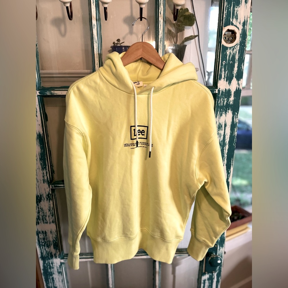 LEE H&M YELLOW HOODIE